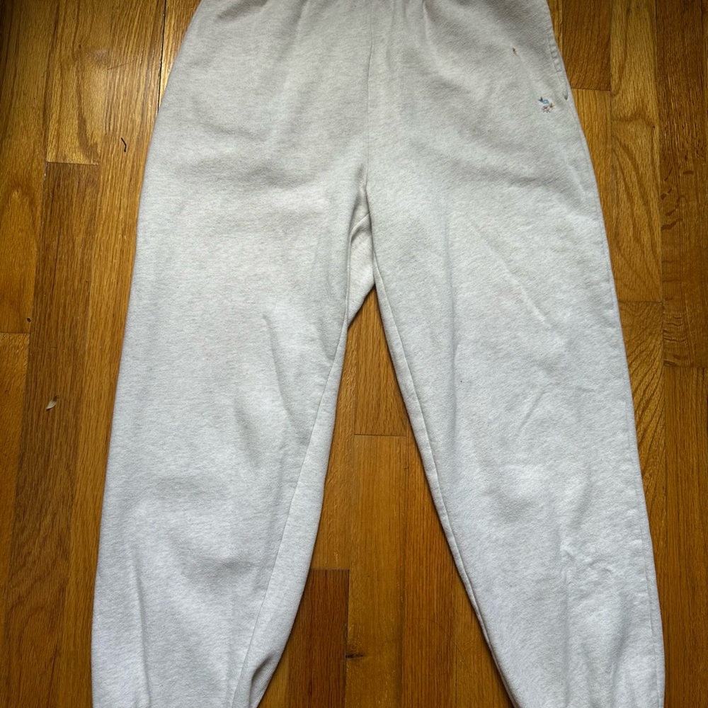 American Eagle Cream Sweatpants